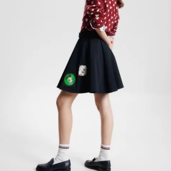 Tommy Hilfiger Disney Navy Skirt size 36 - Picture 2 of 8